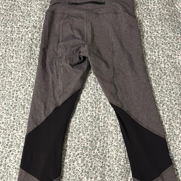 Lululemon Cropped Leggings - Picture 3 of 4